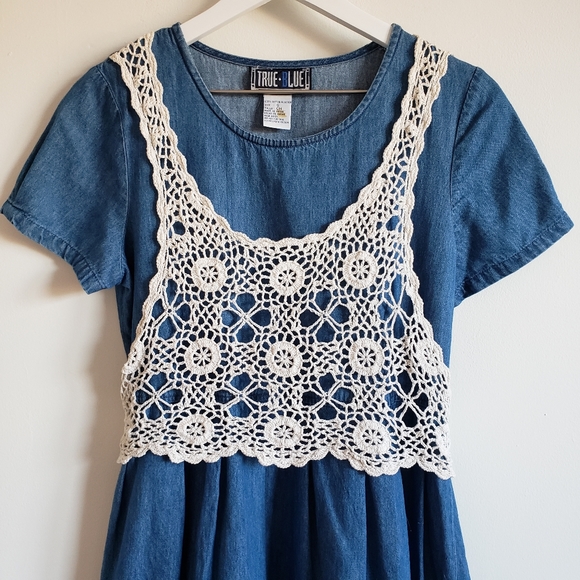 Vintage Cottage Chambray Crochet Lace Dress - Picture 2 of 9
